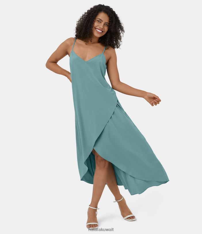 ملابس الأزرق المعدني TDP4N1167 نحيف Halara فستان كاجوال طويل بحزام قابل للتعديل ورقبة على شكل حرف V وظهر على شكل حرف V وحاشية متقاطعة غير متماثلة