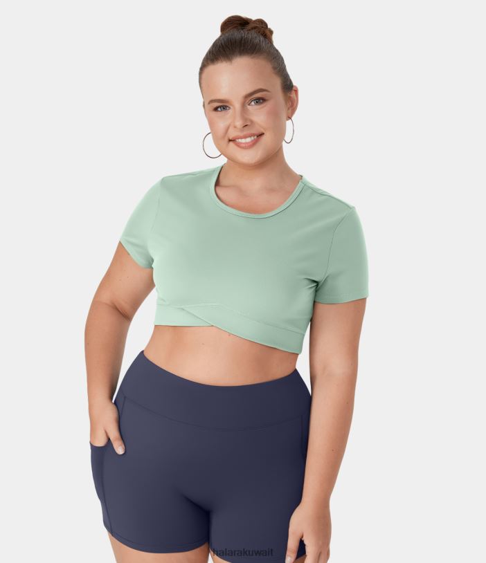 ملابس رياضية أخضر خفي TDP4N1942 نحيف Halara سترة علوية رياضية لليوجا مقصوصة بحاشية متقاطعة من القطيفة بمقاس كبير من Softlyzero